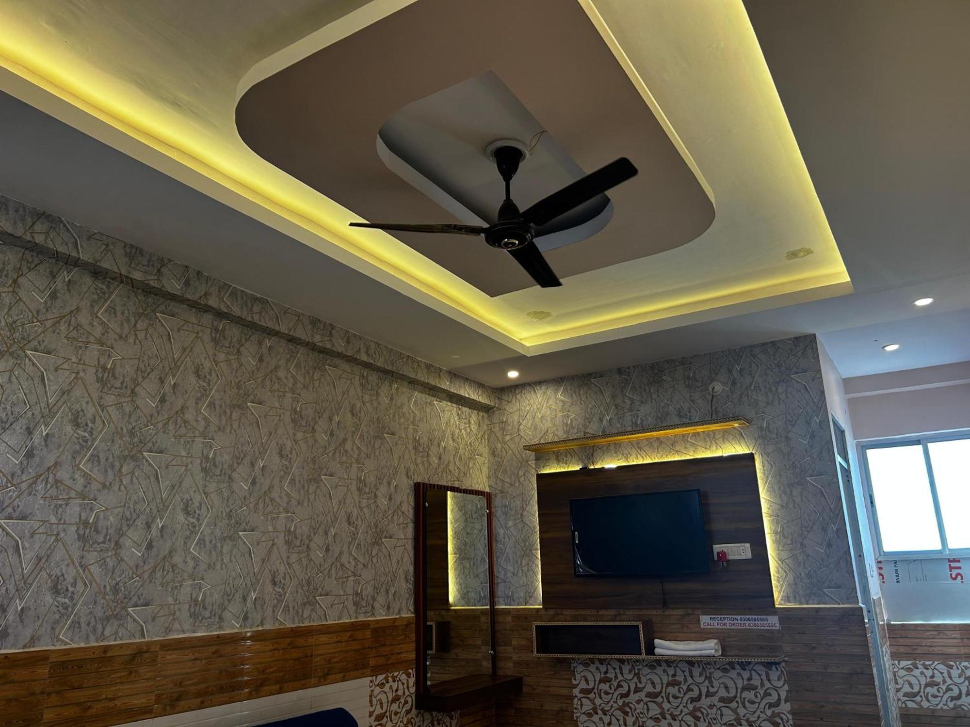 Hotels7Apple Mahoba Exterior foto